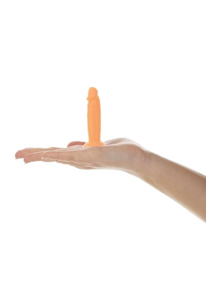 Silly Willy: Glow-in-the-dark miniature dildo, 3.3 inches, body-safe silicone, strong suction base, playful desk or dashboard decoration, vibrant colors.
miniature dildo, glow-in-the-dark decoration, desk toy, dashboard accessory, body-safe silicone dildo, fun suction base toy, quirky gift idea, playful silicone toy